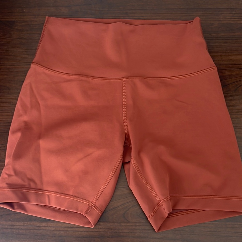 Lululemon Wunder Train High-Rise Short 6" in Dark Terracotta